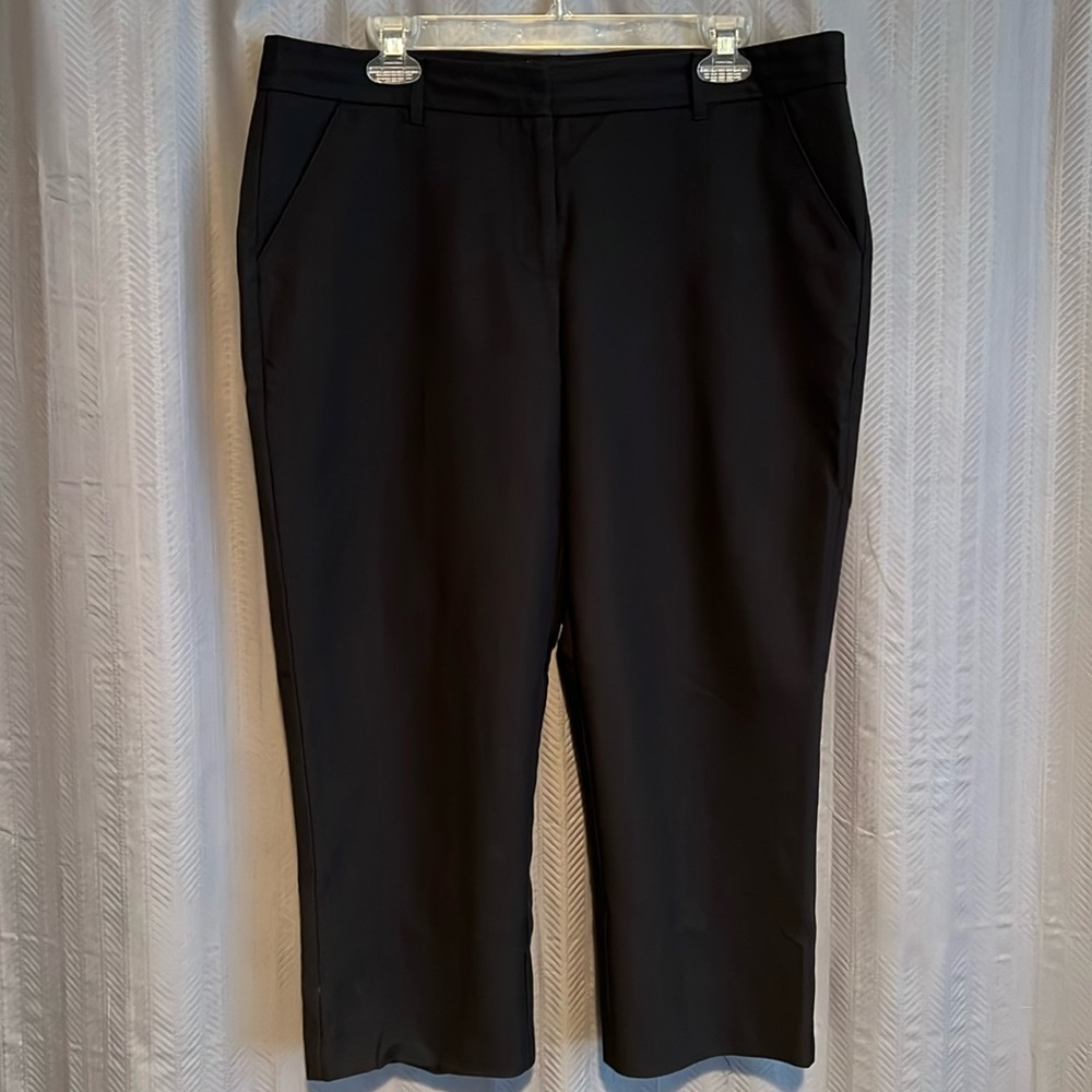 Maurices I AM SMART Capris